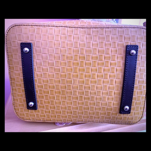 ‘Croc’ Dooney and Bourke Drawstring Bag - Picture 2 of 2